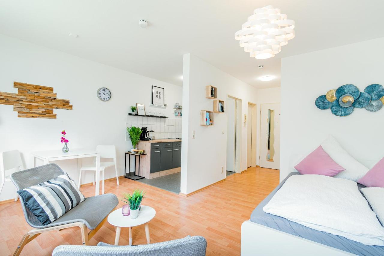 Helles Apartment In Top-Lage Mit Parkplatz Magdeburgo Exterior foto